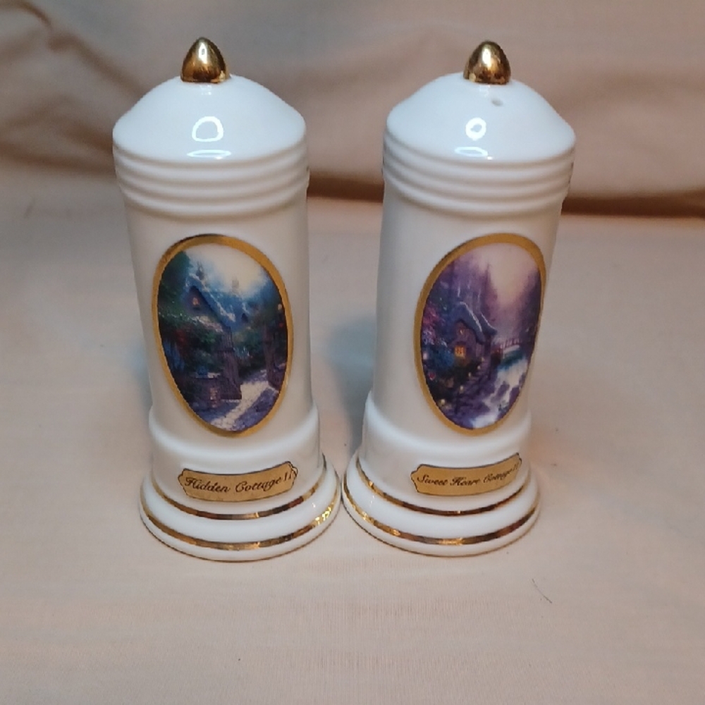 Vintage Avon Thomas Kinkade Salt / Pepper